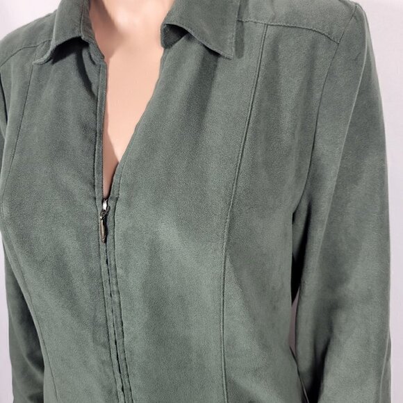 Croft & Barrow Women's Dark Green Faux Suede Feeling Zip Up Over Shirt Size M - Picture 3 of 13